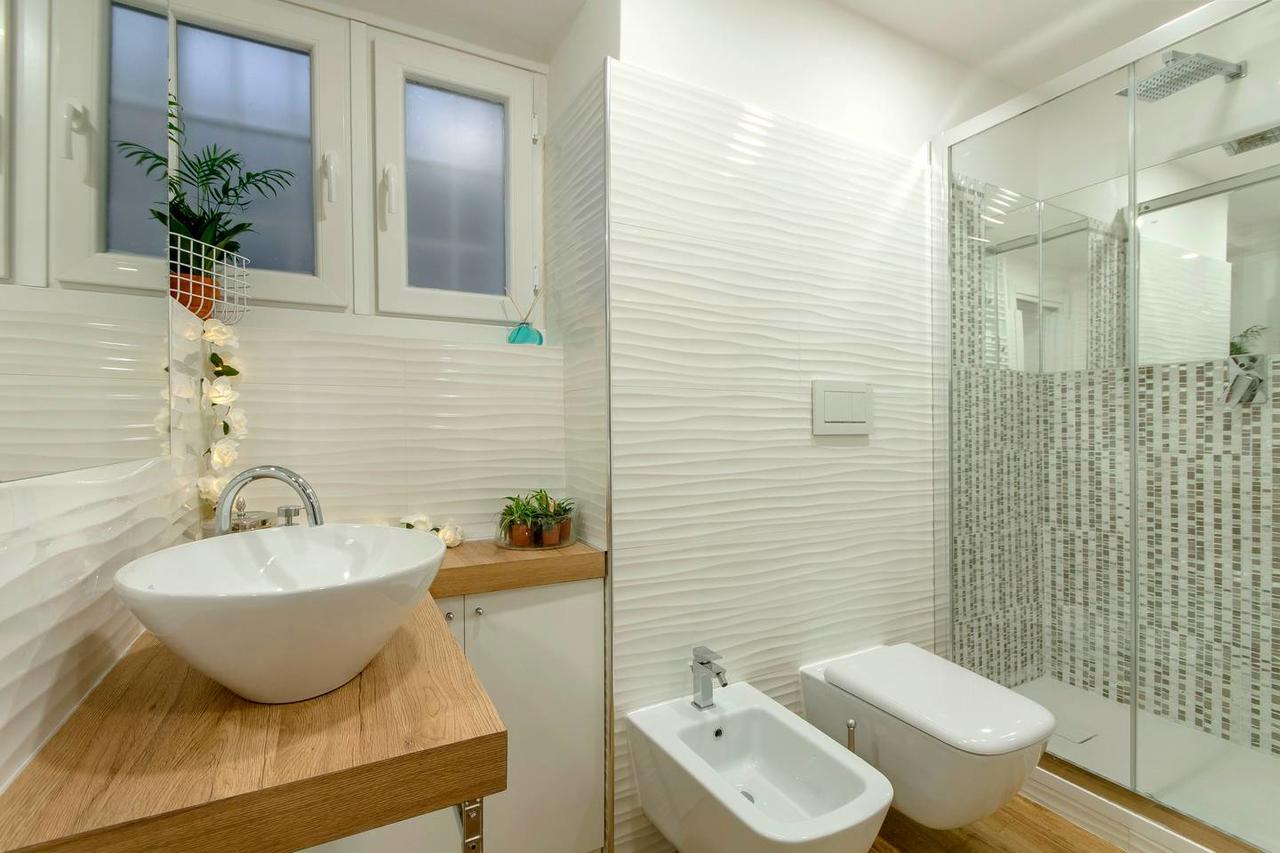 Brand New! Luxurious Apartment In Heart Of Milán Exterior foto