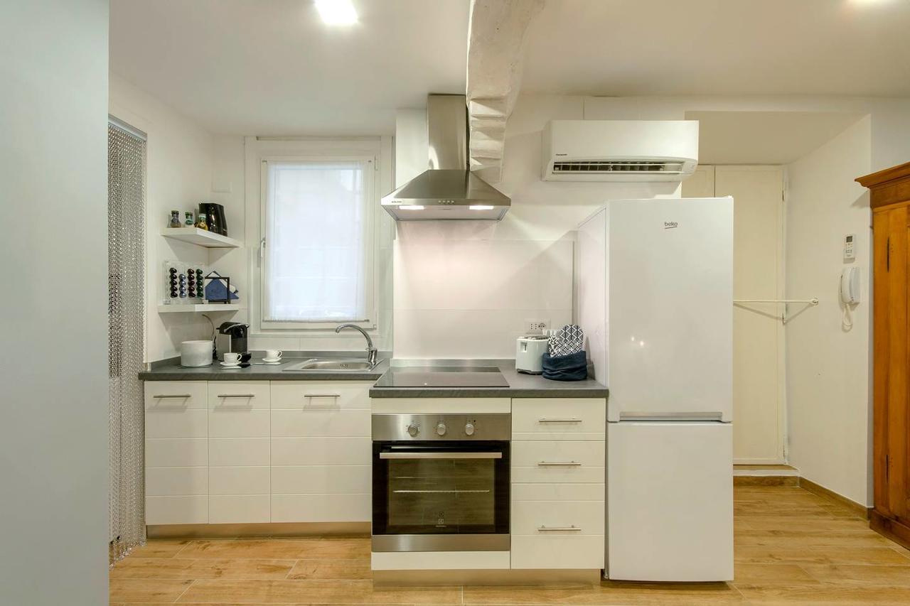 Brand New! Luxurious Apartment In Heart Of Milán Exterior foto